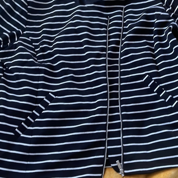 Casual Stripe Jacket - Picture 3 of 6